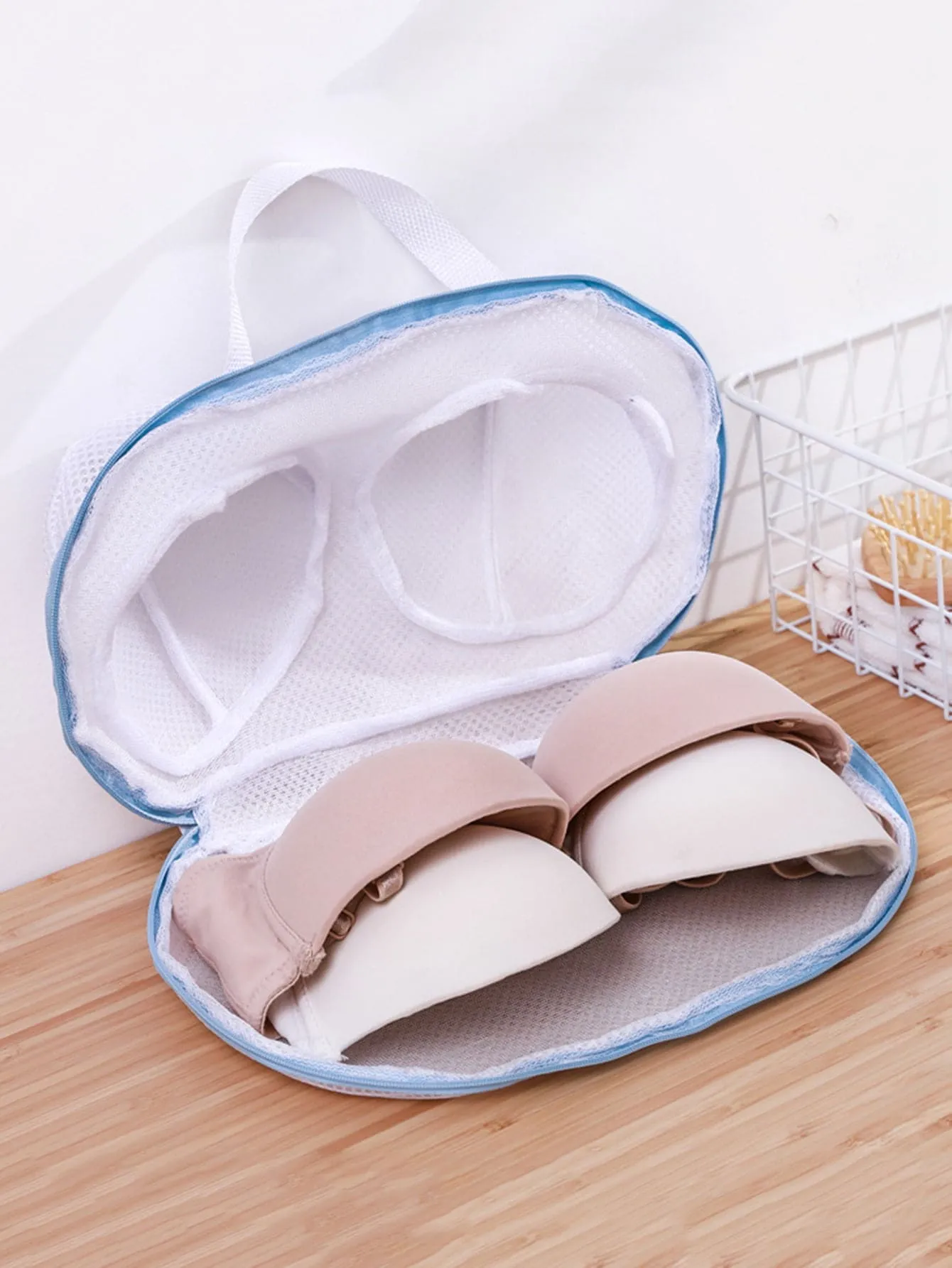 1pc Bra Wash Bag