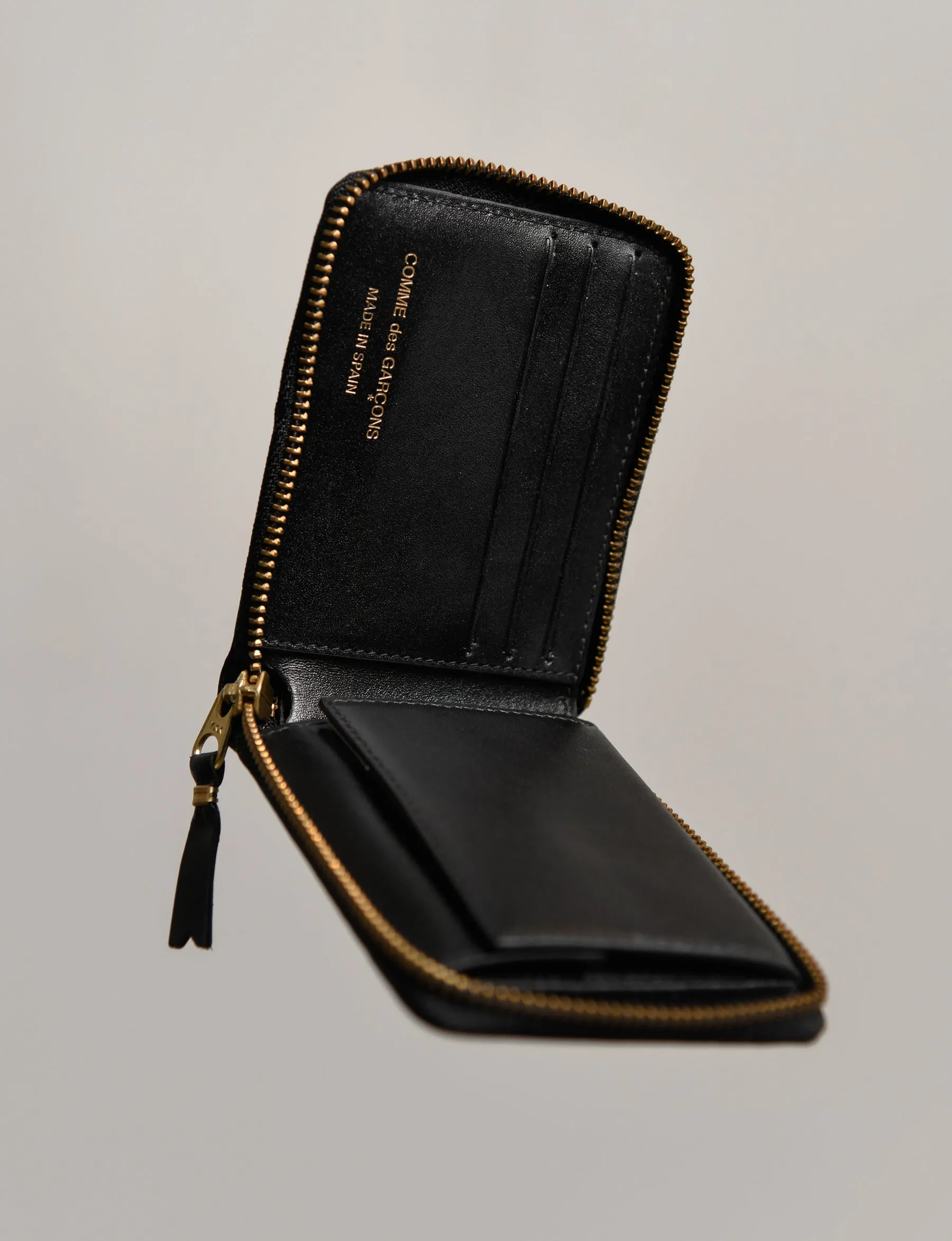 3-Sided Zip Wallet Black SA7100