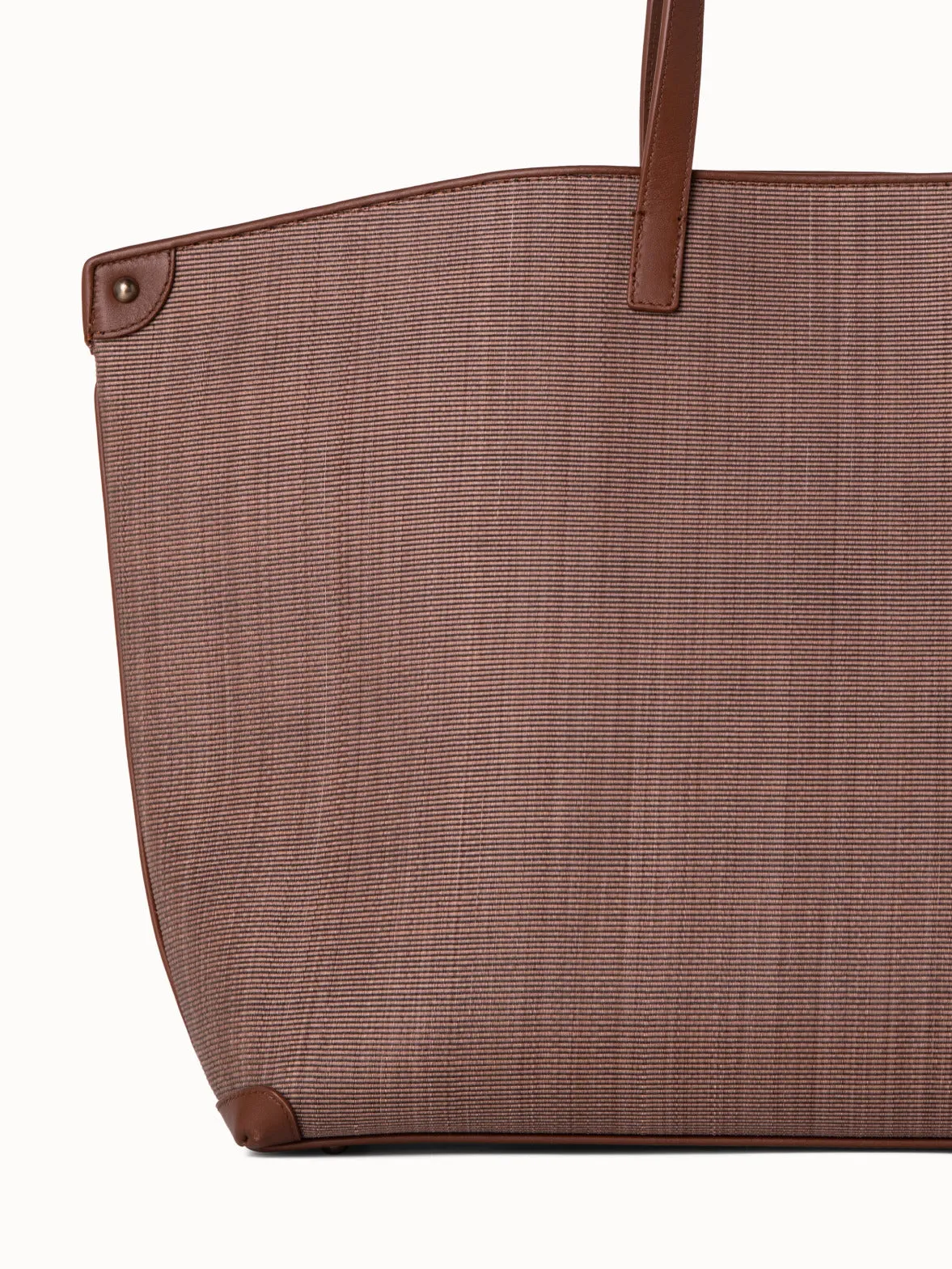 Ai Medium Shoulder Tote