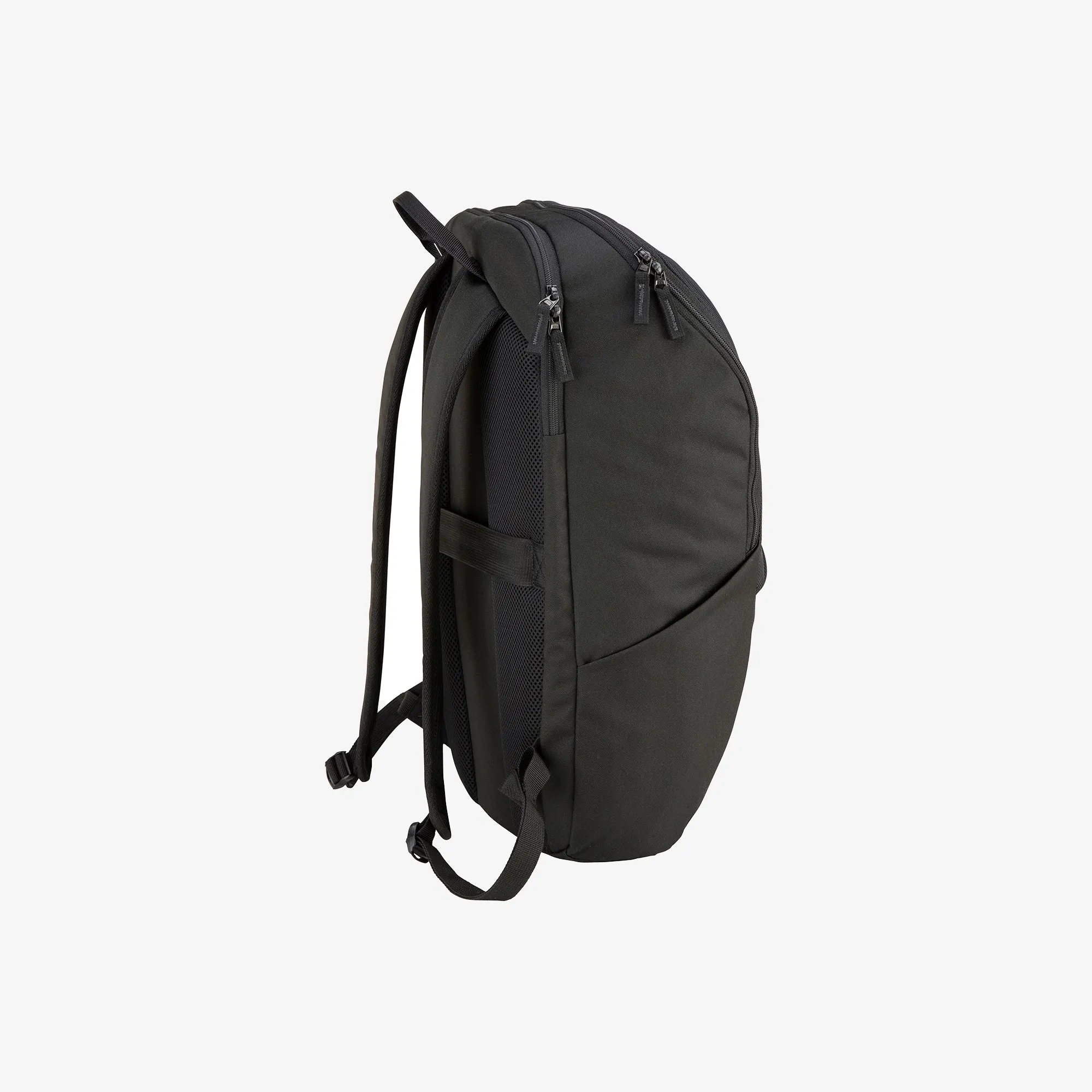 BACKPACK 22L