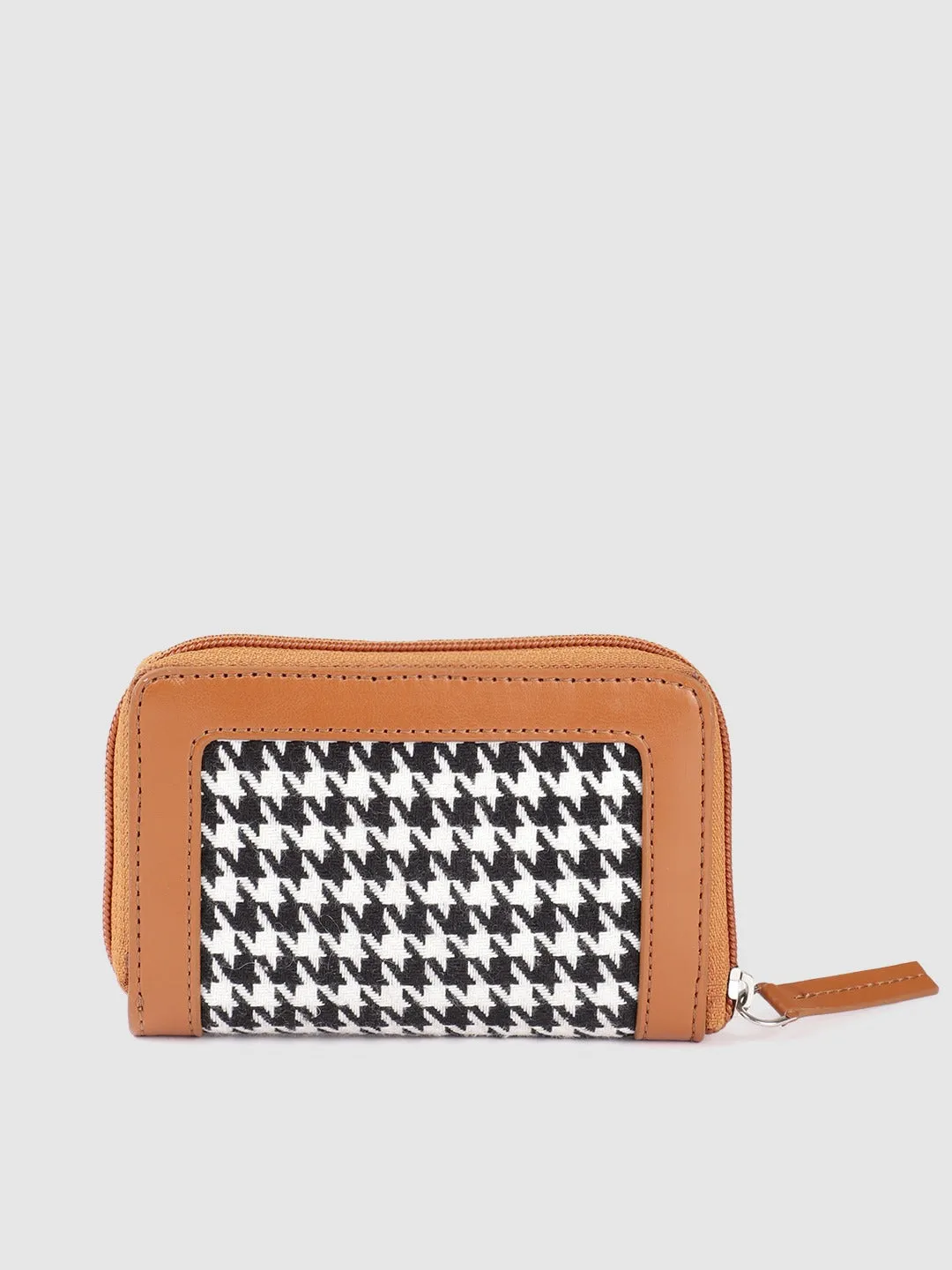 Berrylush Women Brown & White Geometric Printed PU Fabric Zip Around Short Wallet