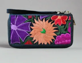 Flowers embroidery / Leather wallet