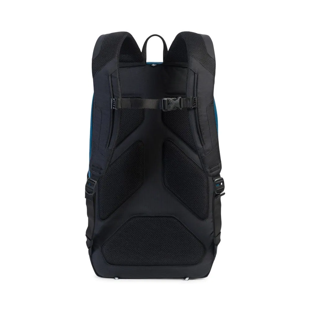 Mammoth Large Backpack