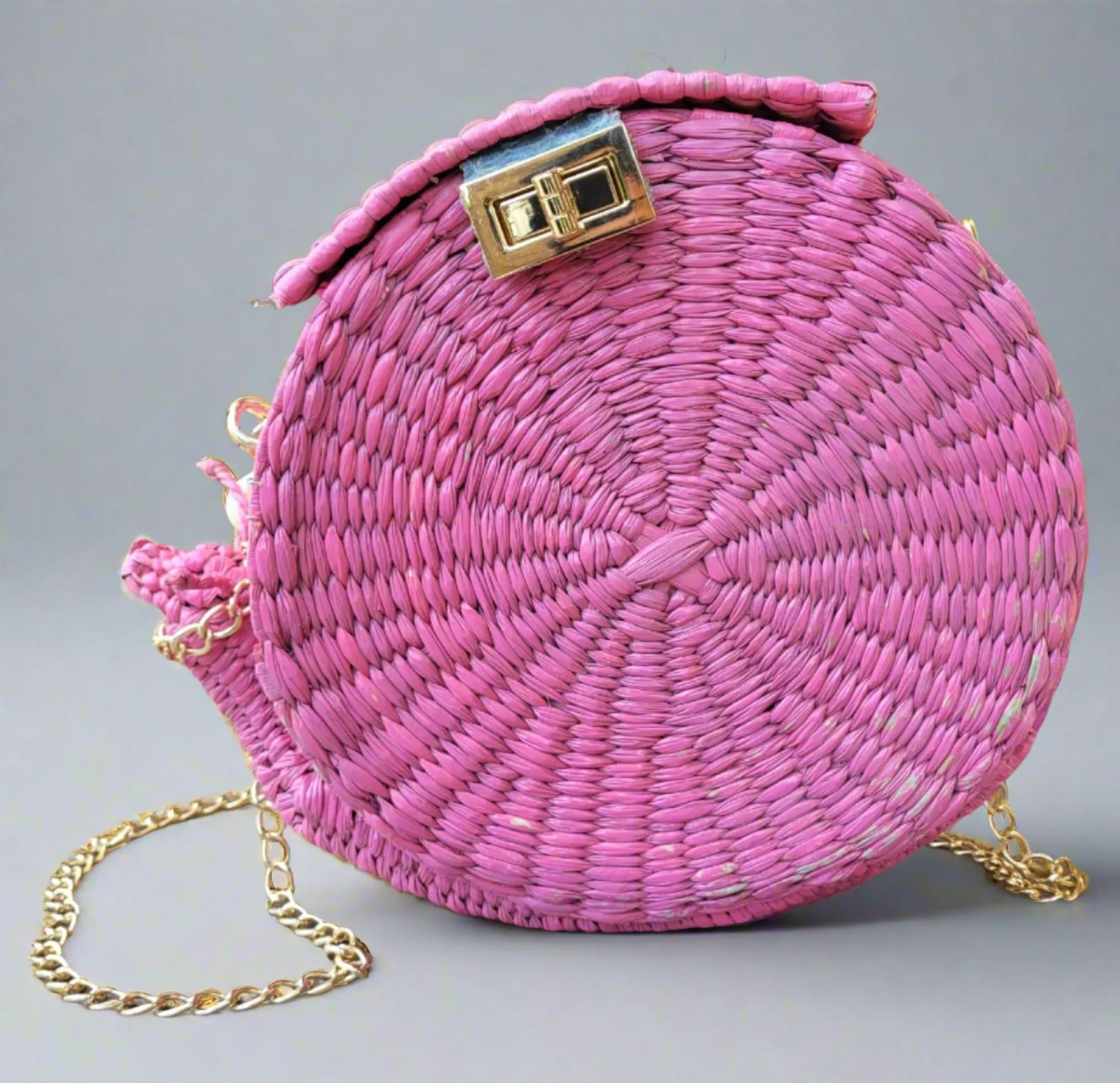 Pink snail palm purse