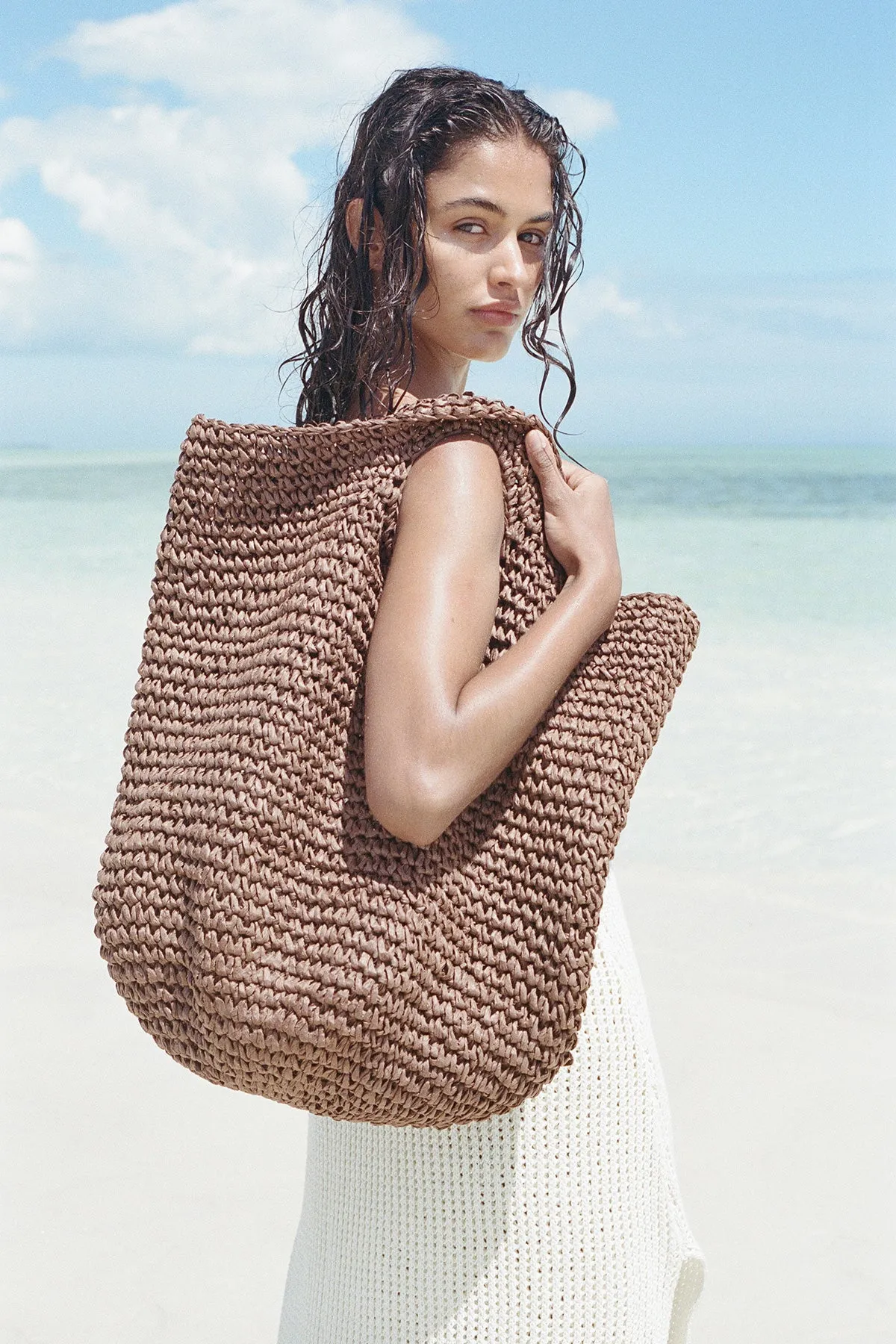 Round Straw Bag - Walnut