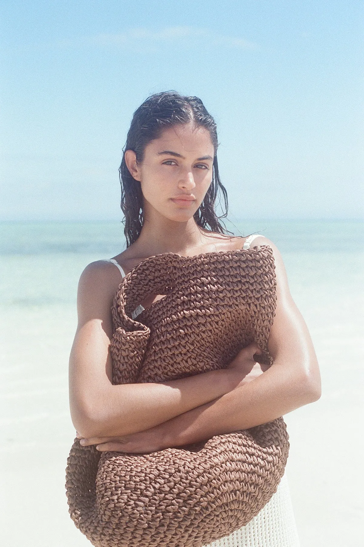 Round Straw Bag - Walnut