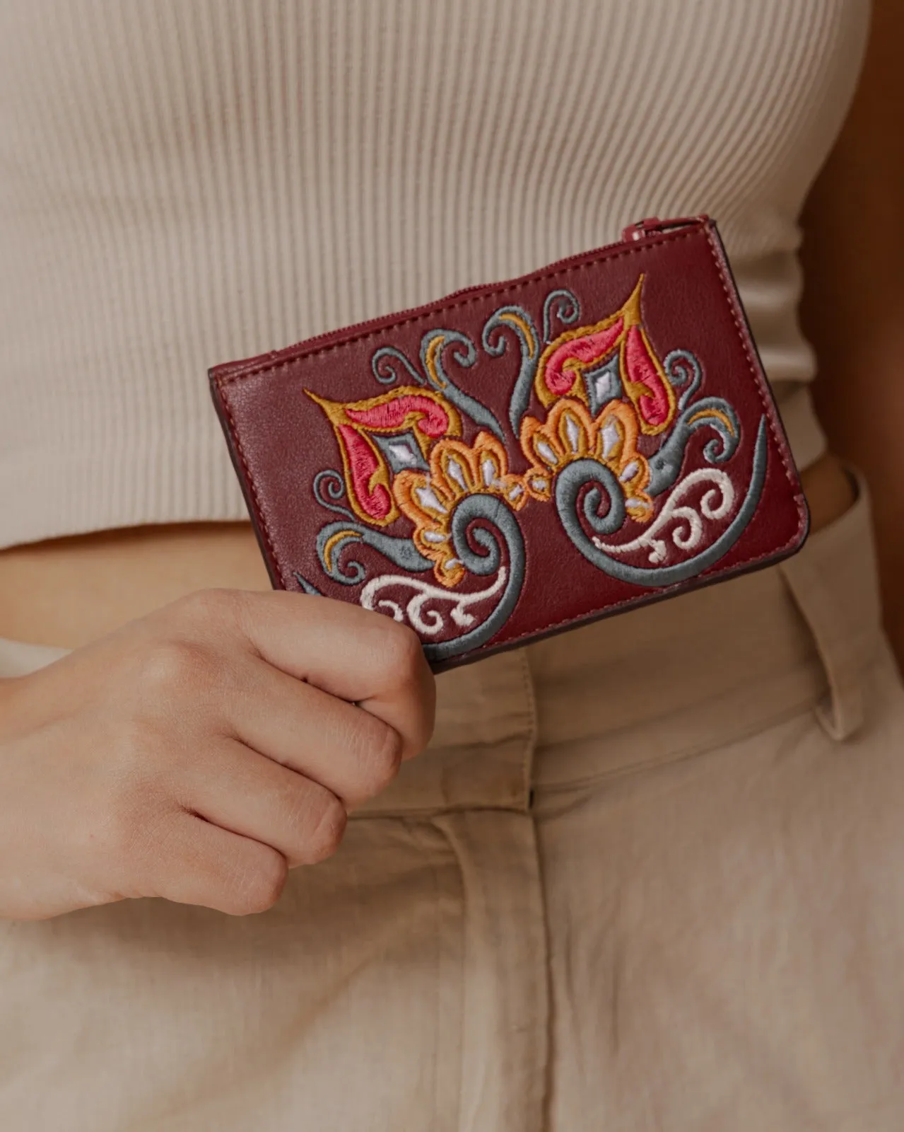 The Floral Paisley Wallet Burgundy