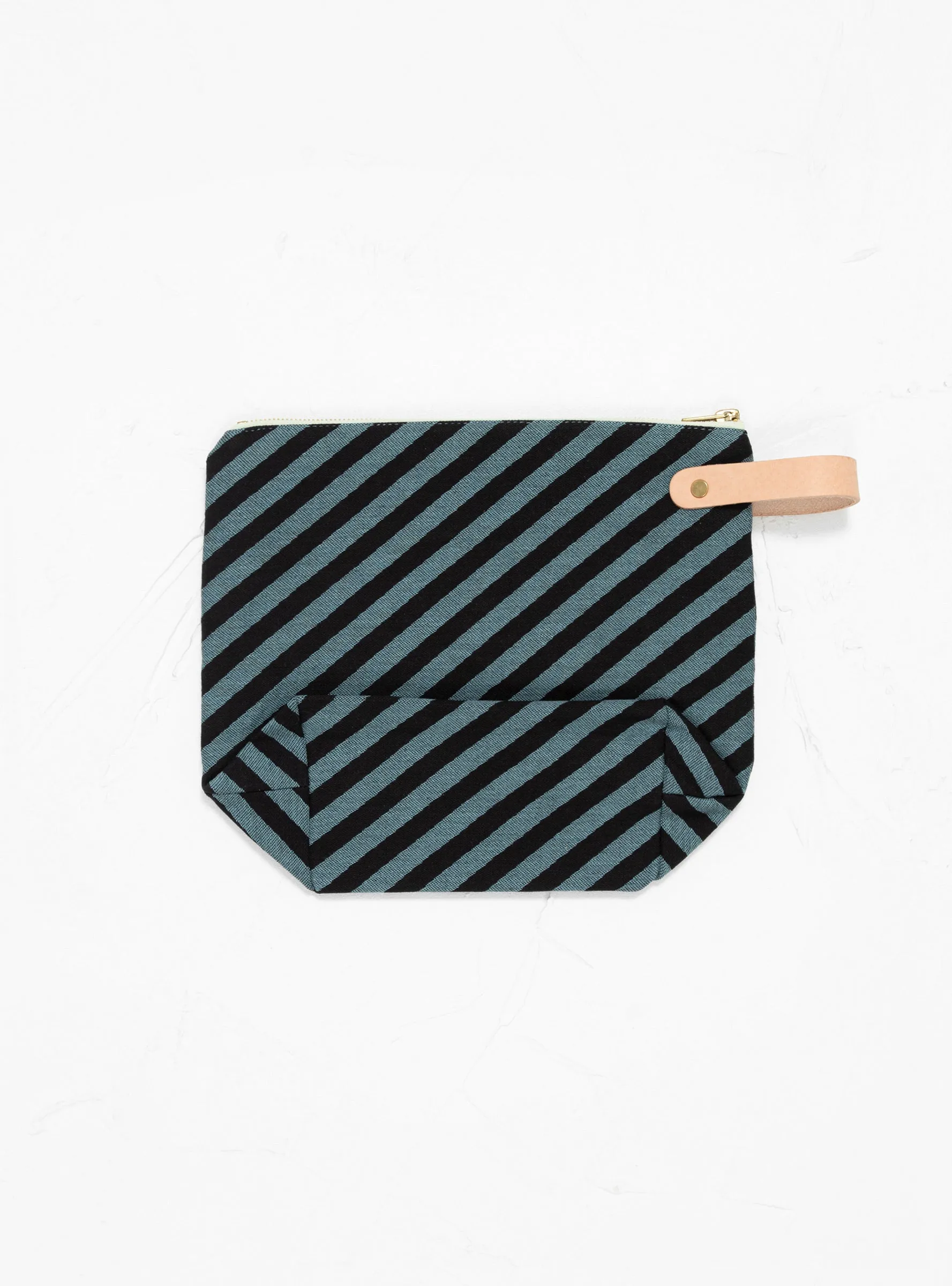 Toiletry Bag GM Sardine Grey & Black Stripe